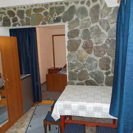 Vila Damaja Pelister